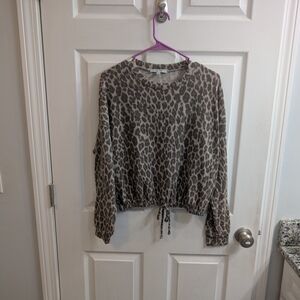 Gaze Cheetah Print Pullover Top With Tie‎ Long Sleeve - Size S
